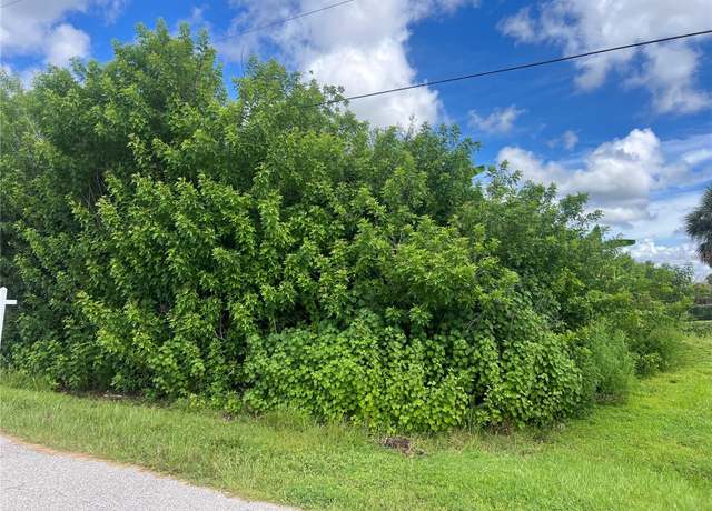 Property at 10202 Topsail Ave, Englewood, FL 34224