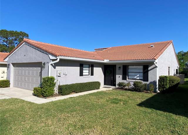 Property at 692 Augusta Rd, Winter Haven, FL 33884, 3 beds, 2 baths