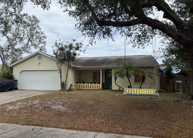 Property at 933 Cadillac Dr NE, Palm Bay, FL 32905, 2 beds, 20 baths