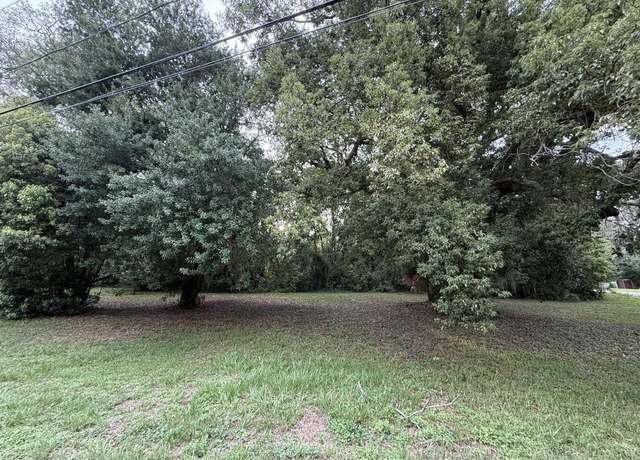 Property at 472 Forest Lake Dr, Altamonte Springs, FL 32714