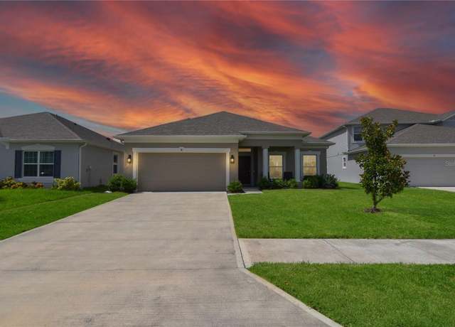 Property at 18 Oakleaf Way, Palm Coast, FL 32137, 4 beds, 2 baths