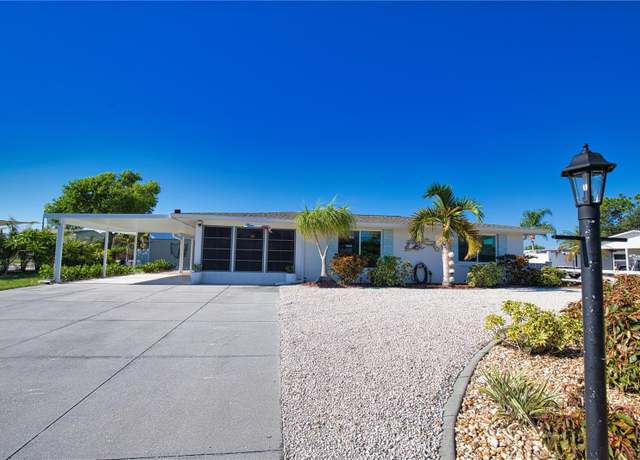 Property at 861 E 7th St, Englewood, FL 34223, 2 beds, 1 bath