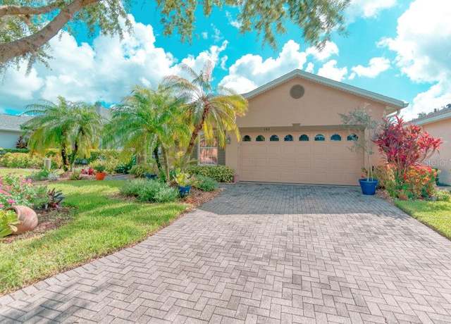 Property at 142 Largo Dr, Poinciana, FL 34759, 2 beds, 2 baths