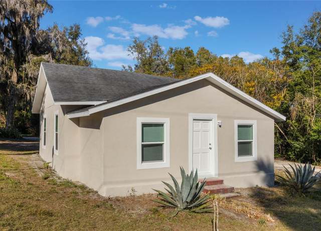 Property at 521 W Voorhis Ave, Deland, FL 32720, 4 beds, 1 bath