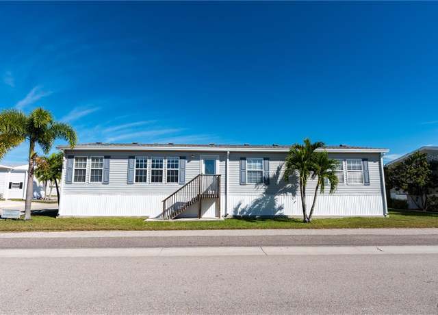 Property at 2 Den Helder Ave, Punta Gorda, FL 33950, 2 beds, 2 baths
