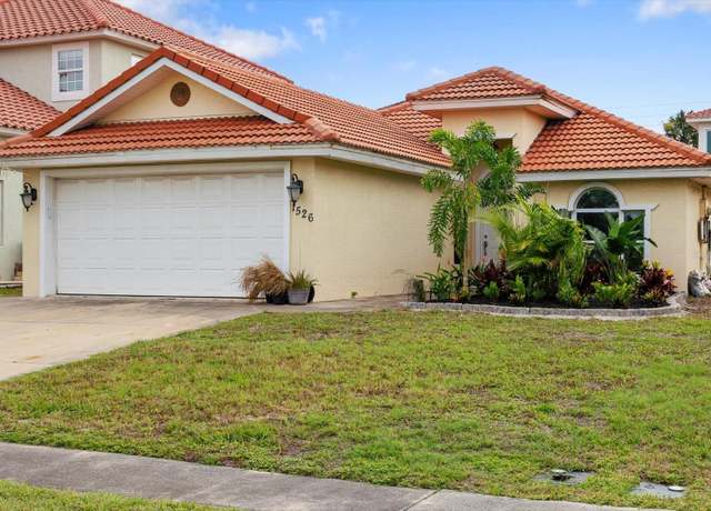 Property at 1526 N Daytona Ave, Flagler Beach, FL 32136, 3 beds, 2 baths