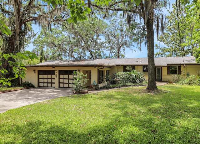 Property at 6732 Oakwood Dr, Jacksonville, FL 32211, 3 beds, 2 baths