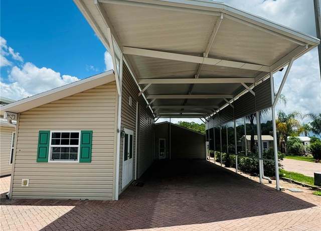 Property at 1115 Deer Creek Blvd, Davenport, FL 33837, 1 bed, 2 baths