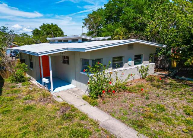 Property at 319 20th Ave S, St Petersburg, FL 33705, 4 beds, 4 baths