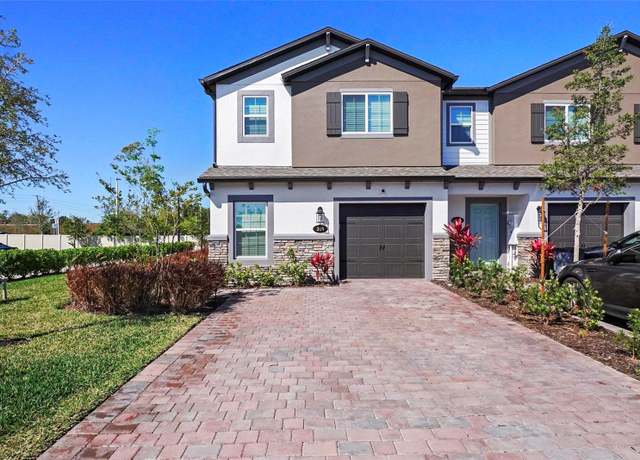 Property at 206 Beautyberry Ln, Sanford, FL 32771, 4 beds, 3 baths