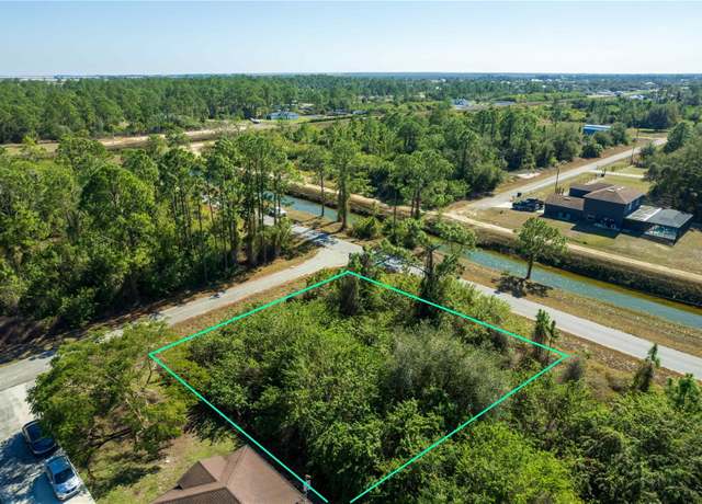 Property at 4407 E 20th St, Alva, FL 33920
