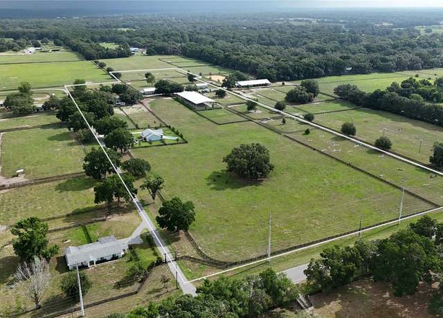 Property at 14355 SE 6th Ave, Summerfield, FL 34491, 3 beds, 2 baths