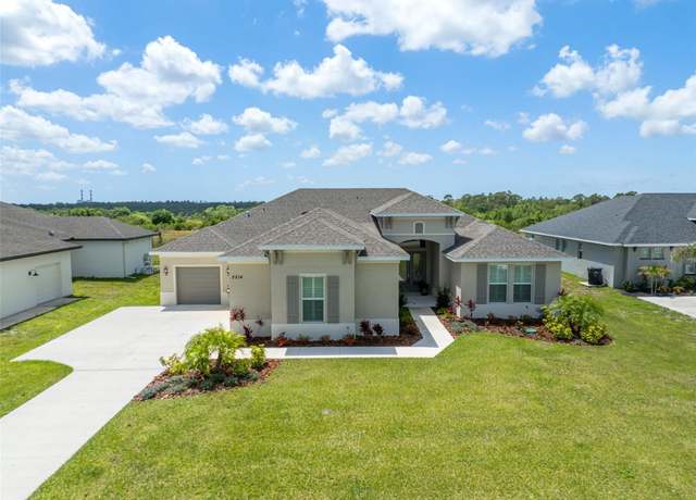 Property at 5214 Lake Venice Dr, Wimauma, FL 33598, 3 beds, 3.5 baths