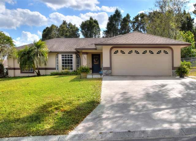 Property at 2597 Highlands Vue Pkwy, Lakeland, FL 33812, 3 beds, 2 baths