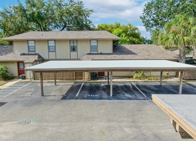 Property at 807 Hunters Ct, Brandon, FL 33511, 3 beds, 1.5 baths