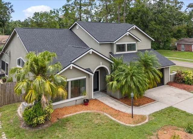 Property at 15846 Glenarn Dr, Tampa, FL 33618, 4 beds, 3.5 baths
