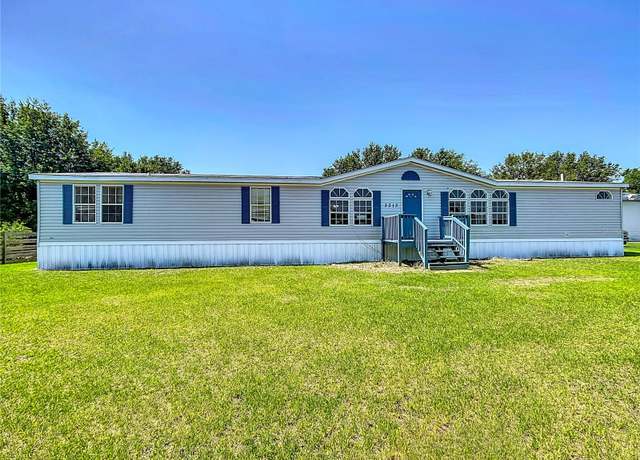 Property at 3313 Rimes Rd, Plant City, FL 33566, 4 beds, 2 baths