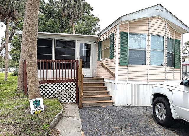Property at 3300 26th Ave E #17, Bradenton, FL 34208, 1 bed, 1 bath