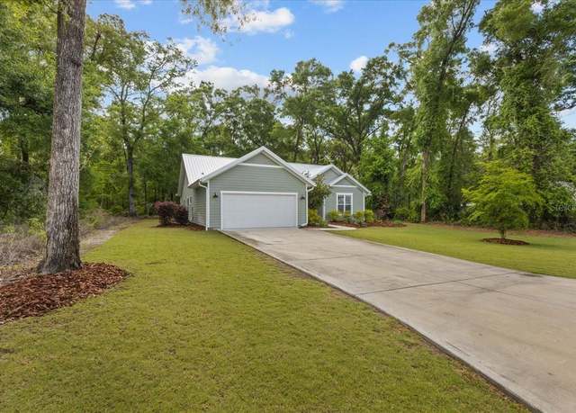 Property at 9300 Emily Dr, Fanning Springs, FL 32693, 3 beds, 2 baths