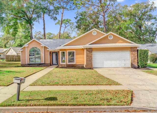 Property at 5500 Caurus Ct, Orlando, FL 32808, 3 beds, 2 baths