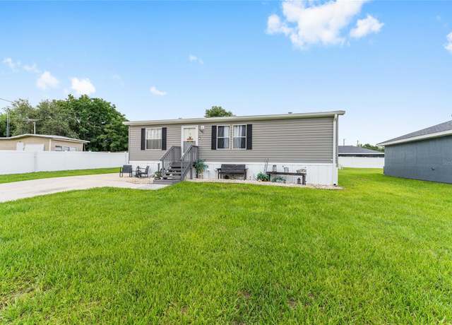Property at 16280 SE 95th Ct, Summerfield, FL 34491, 2 beds, 2 baths
