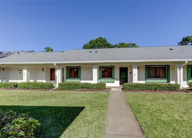 Property at 2557 Laurelwood Dr Unit 10E, Clearwater, FL 33763, 2 beds, 2 baths