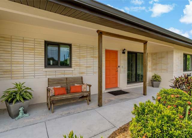Property at 2708 Fort Worth St, Sarasota, FL 34231, 2 beds, 2 baths