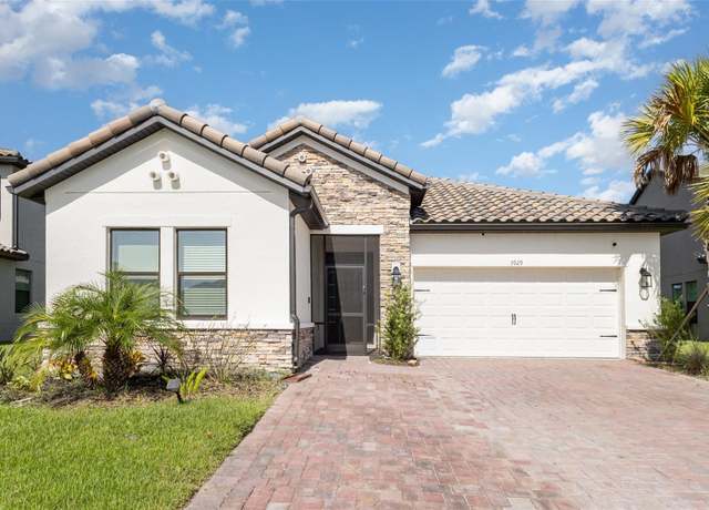 Property at 3929 Reed Grass Pl, Kissimmee, FL 34746, 4 beds, 3 baths