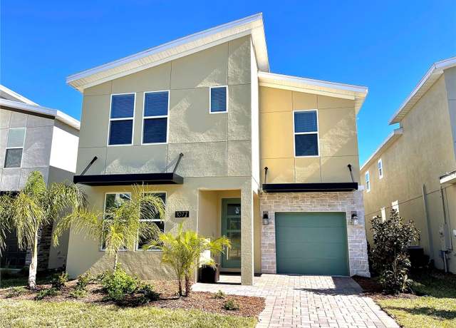 Property at 1077 Leader St, Davenport, FL 33896, 6 beds, 5 baths