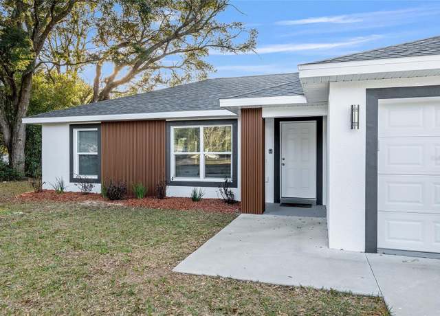 Property at 13384 SW 105 Pl, Dunnellon, FL 34432, 3 beds, 2 baths