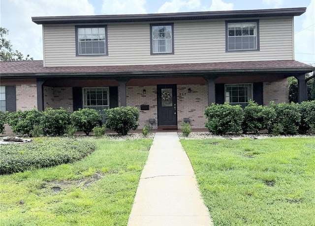 Property at 517 Rollingview Dr, Temple Terrace, FL 33617, 4 beds, 2.5 baths