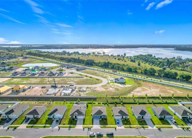 Property at 452 Burnham Cir, Auburndale, FL 33823, 3 beds, 2 baths