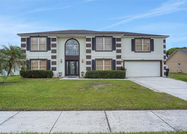 Property at 114 Shaddock Dr, Auburndale, FL 33823, 6 beds, 2.5 baths
