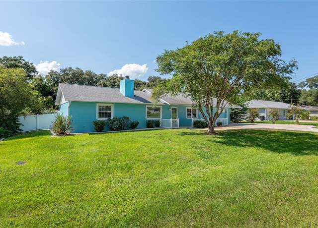 Property at 6212 NE 26th Ave, Ocala, FL 34479, 3 beds, 2 baths