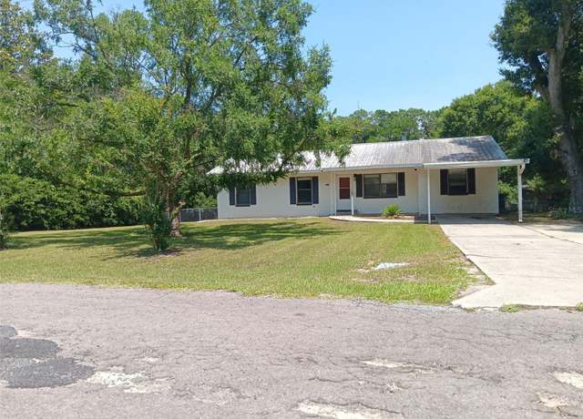 Property at 2531 NE 167th Ave, Williston, FL 32696, 3 beds, 2 baths