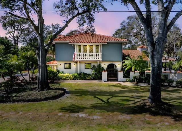 Property at 7922 Flowerfield Dr, Tampa, FL 33615, 3 beds, 3 baths