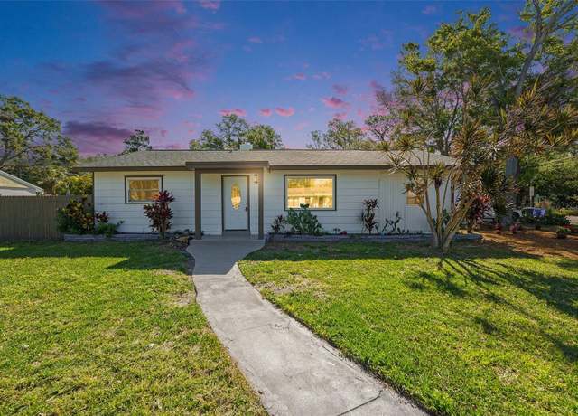 Property at 1601 Paloma Ln, Dunedin, FL 34698, 3 beds, 2 baths