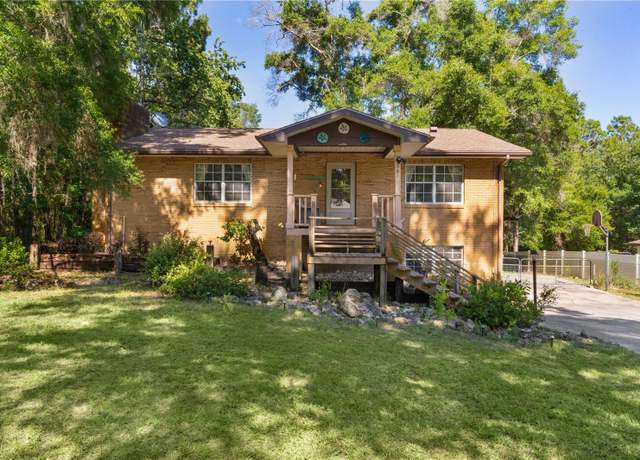 Property at 5581 SW 197th Ter, Dunnellon, FL 34431, 3 beds, 2 baths