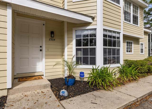Property at 2304 SW 73rd Ter, Gainesville, FL 32607, 2 beds, 1.5 baths
