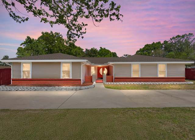 Property at 5041 NE 4th St, Ocala, FL 34470, 3 beds, 2 baths