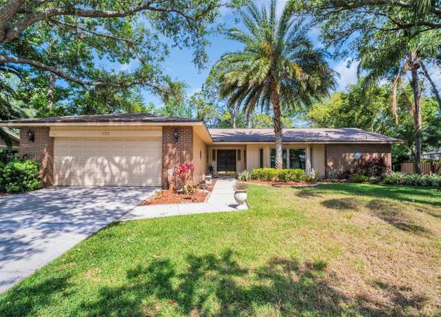 Property at 495 Palmdale Dr, Oldsmar, FL 34677, 3 beds, 2.5 baths