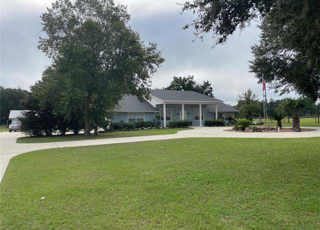 Property at 9115 NW 170th St, Alachua, FL 32615, 4 beds, 3 baths