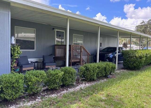 Property at 11336 NW 112th Pl, Chiefland, FL 32626, 2 beds, 2 baths