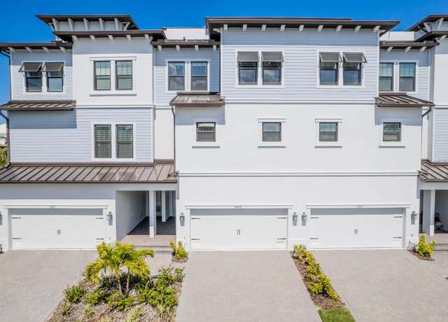 Property at 3025 Bermuda Sloop Cir, Ruskin, FL 33570, 4 beds, 3.5 baths
