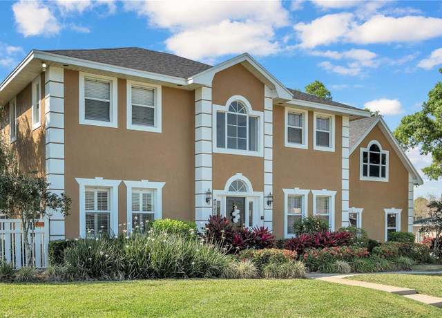 Property at 2409 Jenna Ln, Lakeland, FL 33813, 4 beds, 3 baths