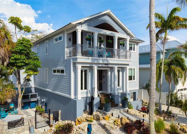Property at 6940 Longboat Dr S, Longboat Key, FL 34228, 3 beds, 2 baths