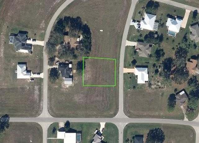 Property at 600 Ivy Dr, Sebring, FL 33876