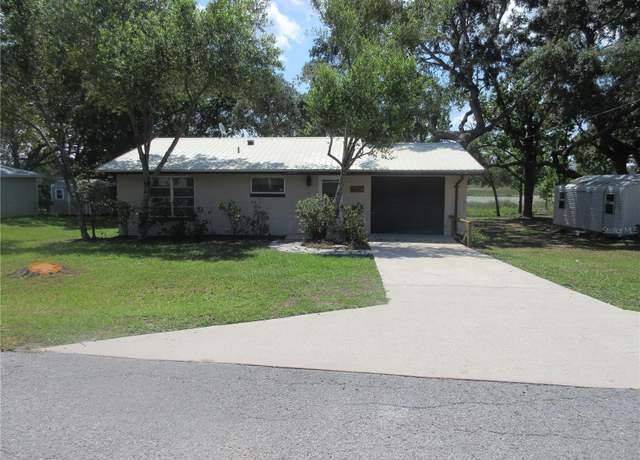 Property at 1675 SE 190th Ave, Silver Springs, FL 34488, 2 beds, 1 bath