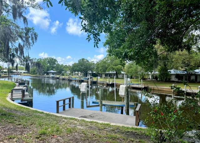 Property at 11473 W Sandpiper Ct, Crystal River, FL 34429, 2 beds, 2 baths