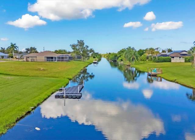 Property at 100 Mark Twain Ln, Rotonda West, FL 33947